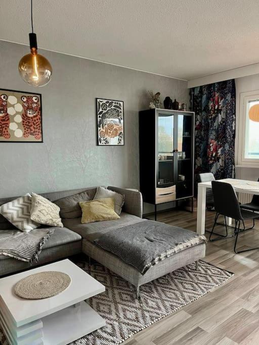 Peaceful City Center Apartment ロヴァニエミ エクステリア 写真
