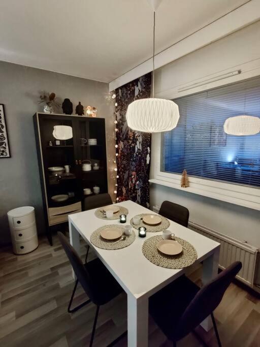 Peaceful City Center Apartment ロヴァニエミ エクステリア 写真